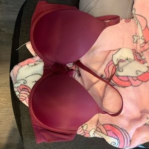 PINK Victoria Secret maroon bra (36C) that hooks in the front - never worn!